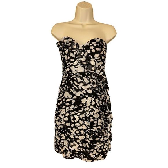 MAX & CLEO Dress “Jenny” Bodycon Mini Black Ecru Strapless Size 10 - Picture 1 of 9